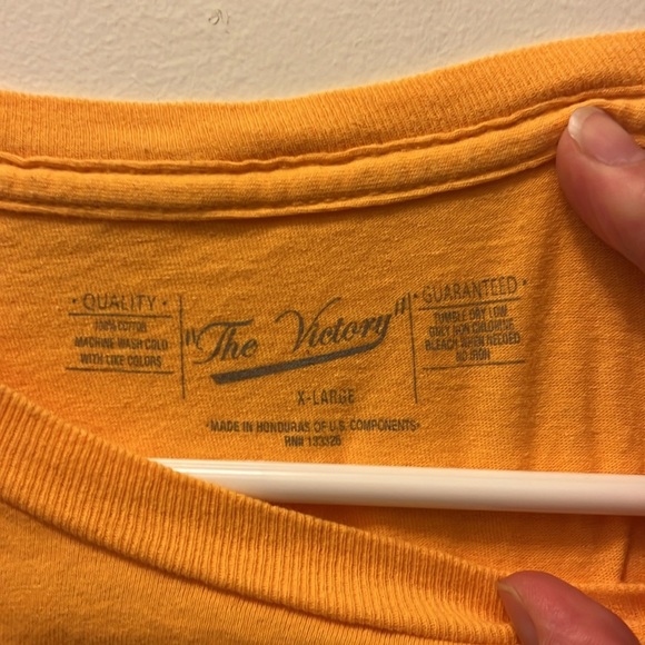 Louisiana State University Yellow T-Shirt size XL - Picture 2 of 5